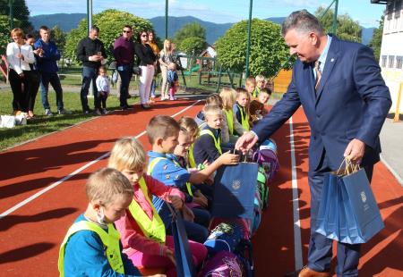 SPREJEM PRVOŠOLČKOV GRAHOVO 21 FOTO LJUBO VUKELIČ